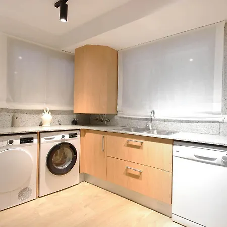 Moderno Apartamento Proximo A Barcelona By Alterhome Apartment *