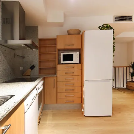 Moderno Apartamento Proximo A Barcelona By Alterhome *